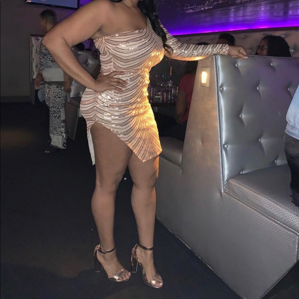 Rose color sequin birthday New Year Dress